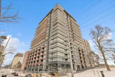 21 Park Street E 305, Mississauga, On L5g 1l7