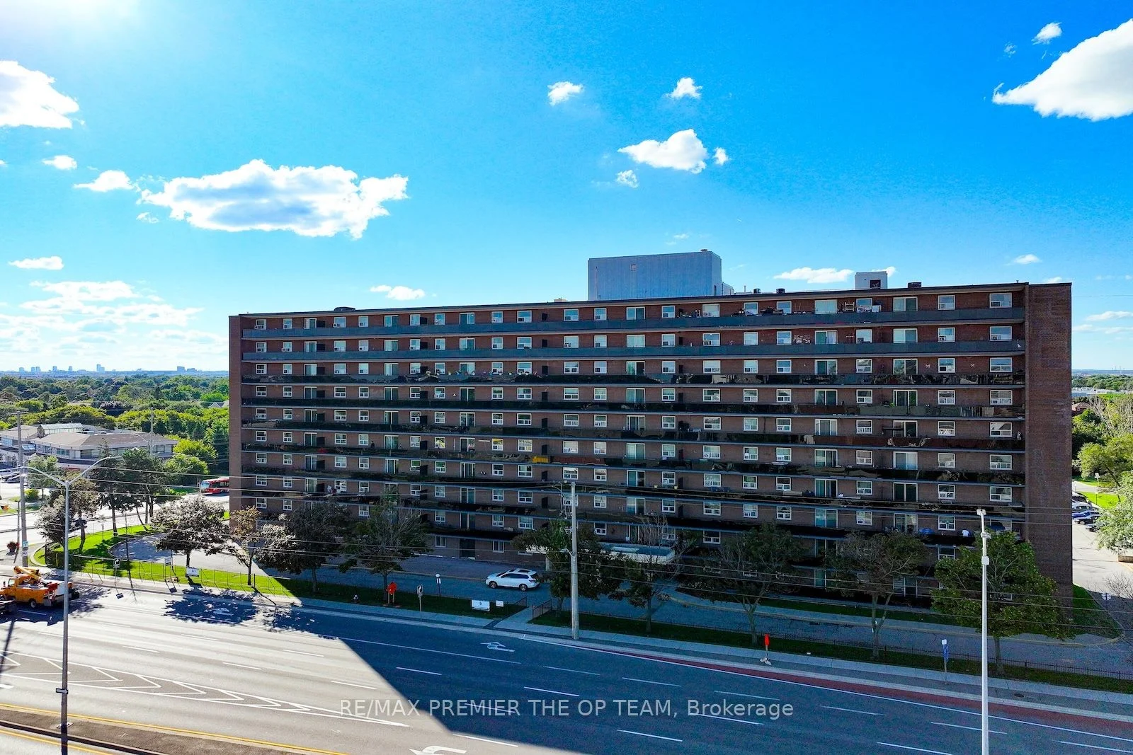 3533 Derry Road 607, Mississauga, On L4t 1b1