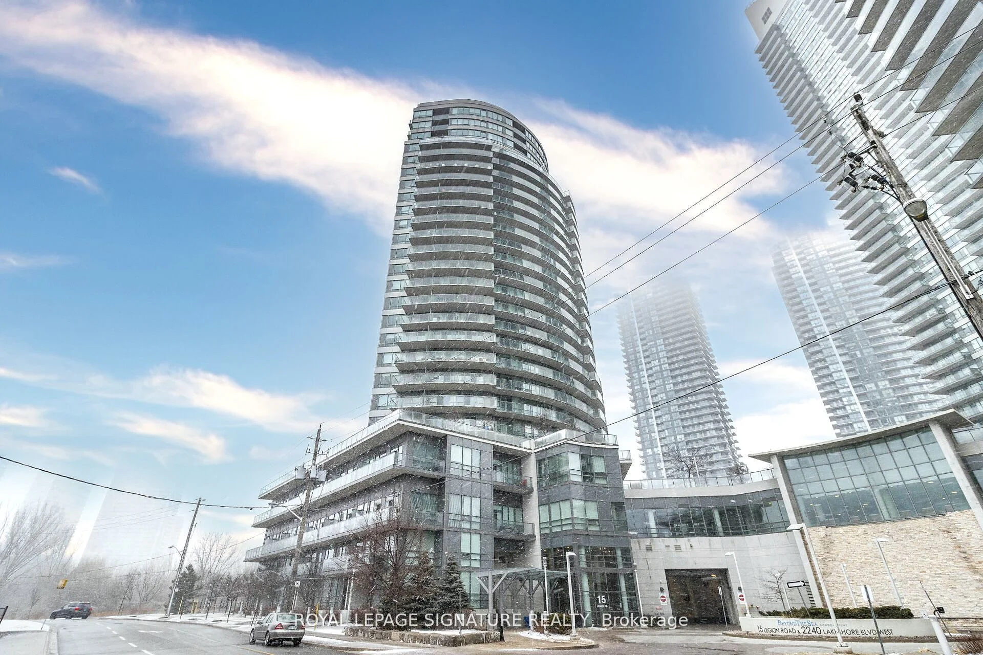 Condo Apartment in Toronto
