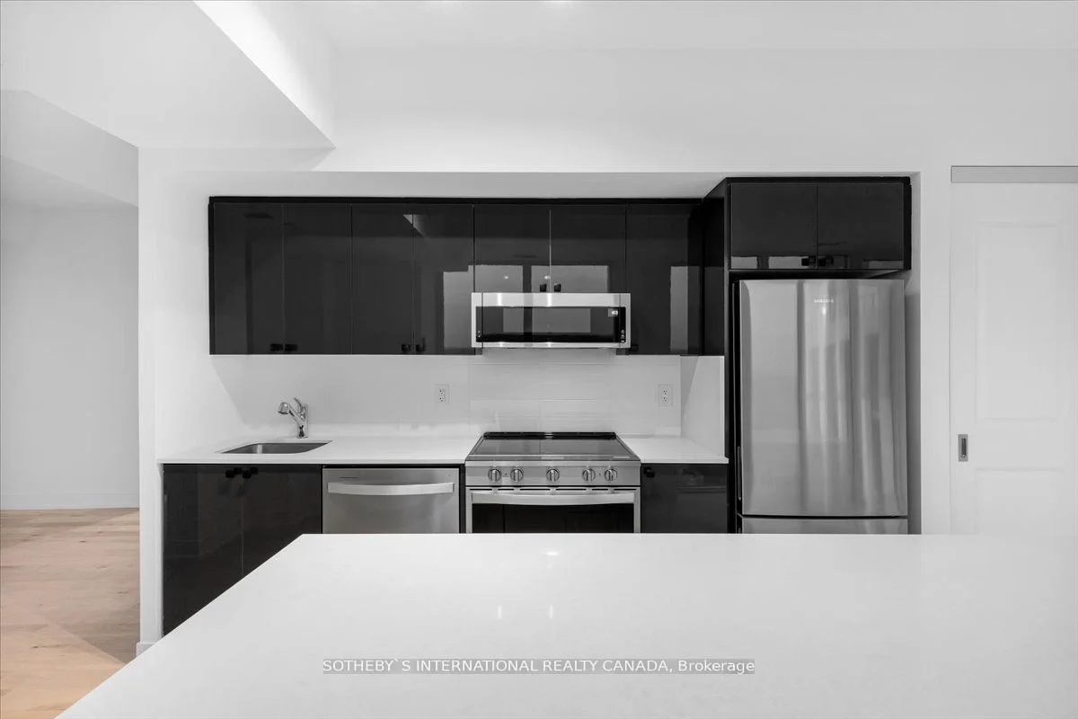 1063 Douglas Mccurdy Comm Circle 1201, Mississauga, On L5l 3h9