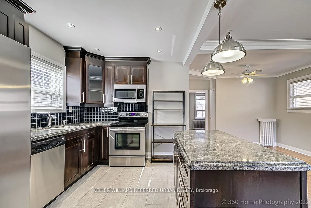 554 Caledonia Road #main, Toronto W03, On M6e 4v4