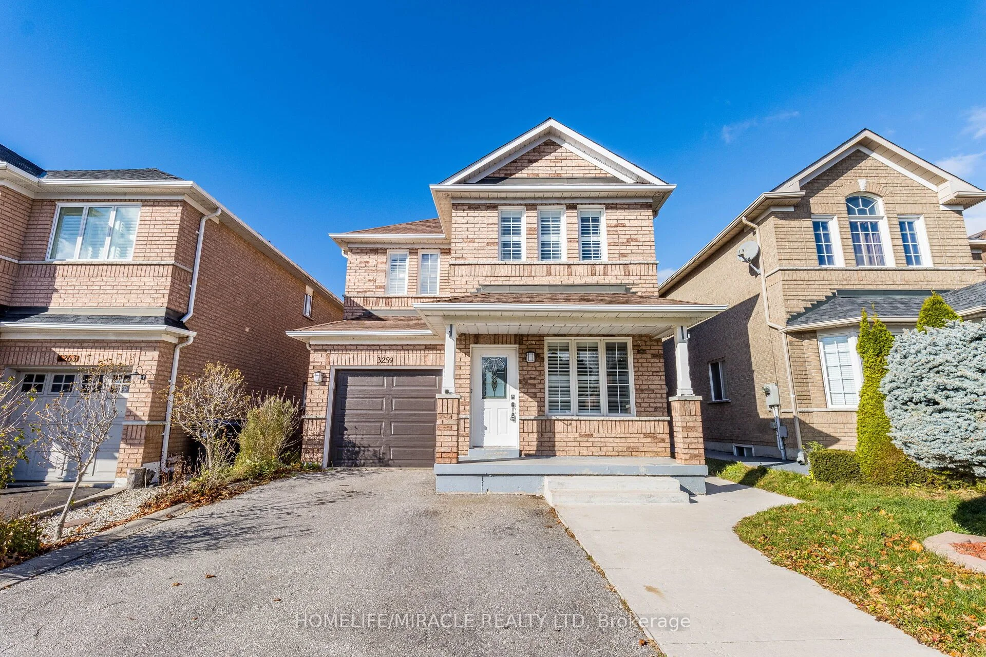 3259 Scotch Pine Gate, Mississauga, On L5n 8e6