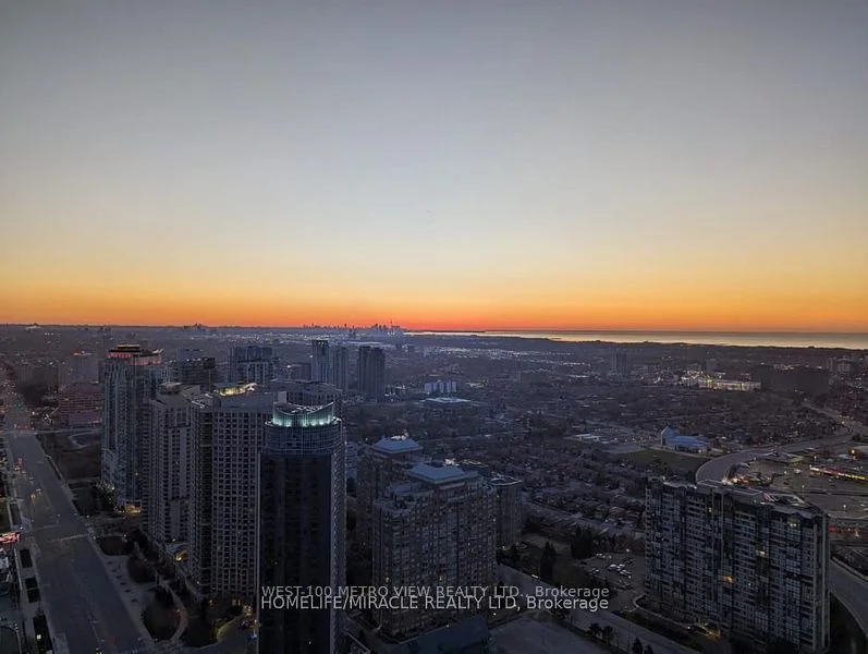 4011 Brickstone Mews 2706, Mississauga, ON L5B 0J7