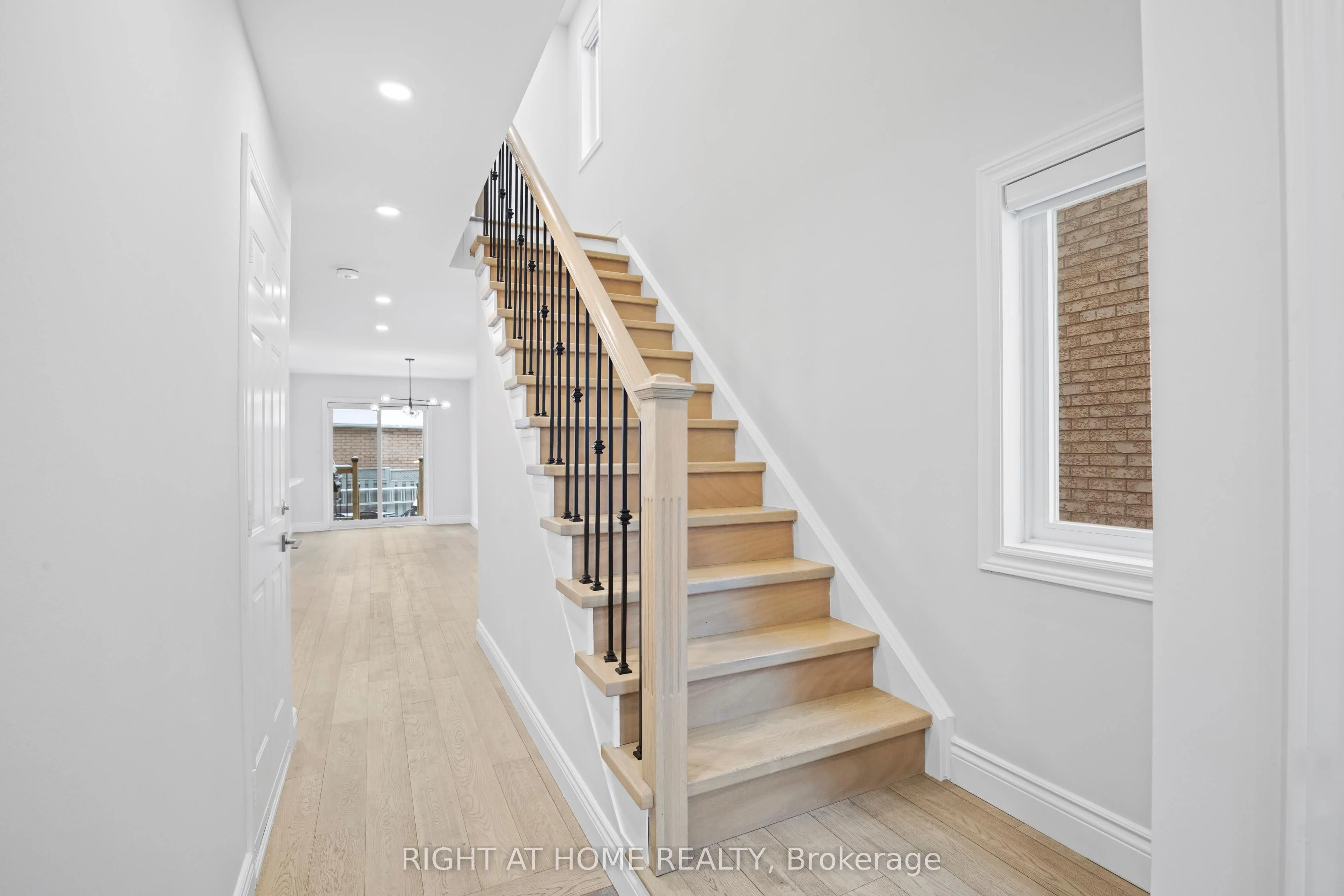 Semi-Detached in Caledon