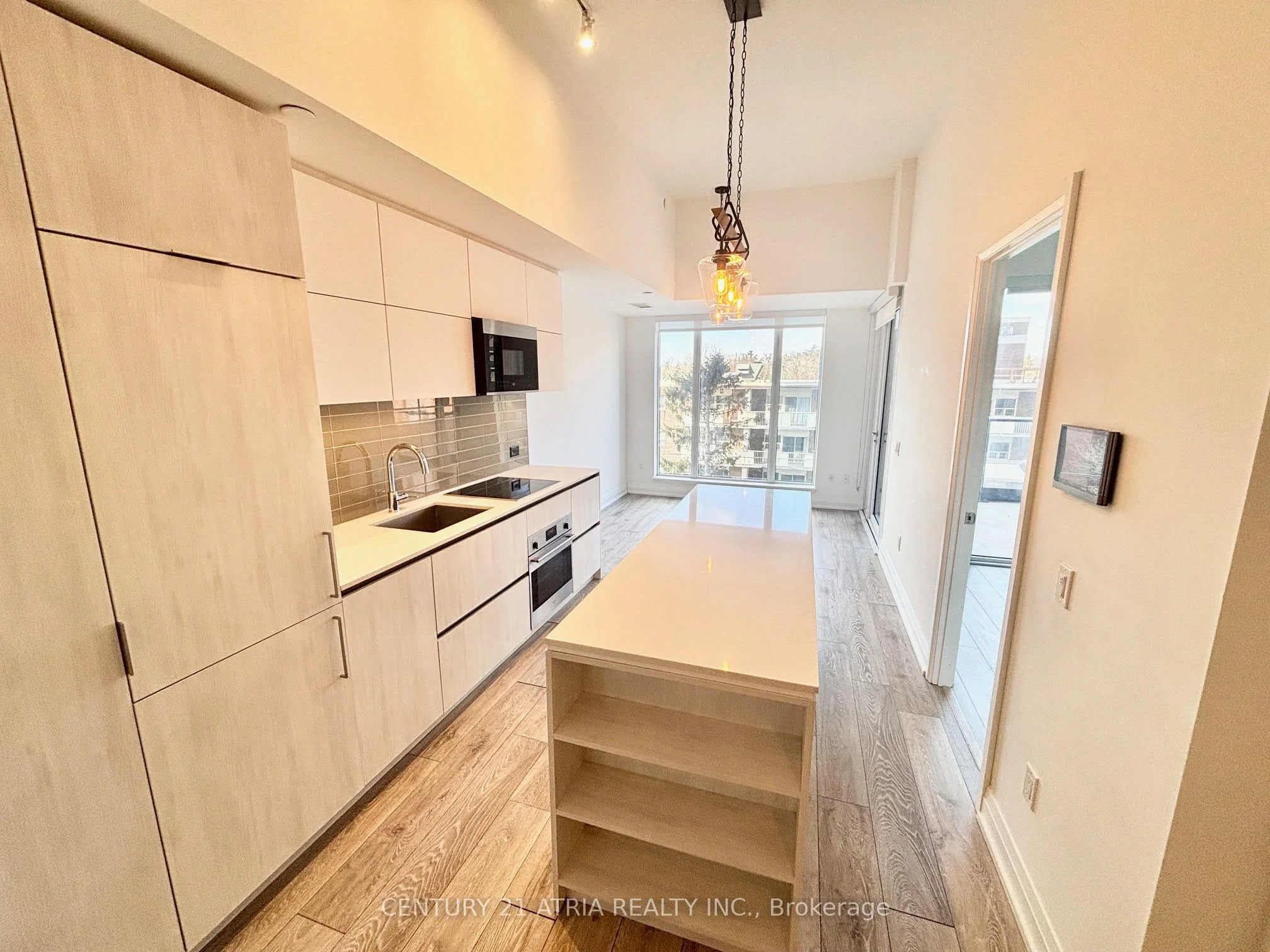 21 Park Street E 712, Mississauga, On L5g 1l7