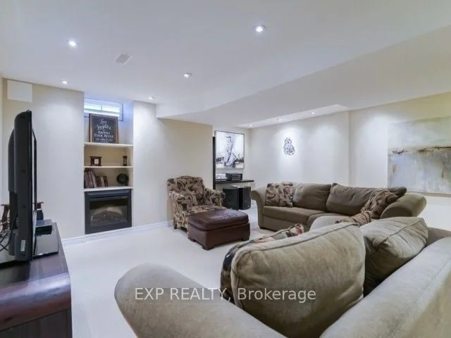3430 WHILABOUT Terrace, Oakville, ON L6L 0A1