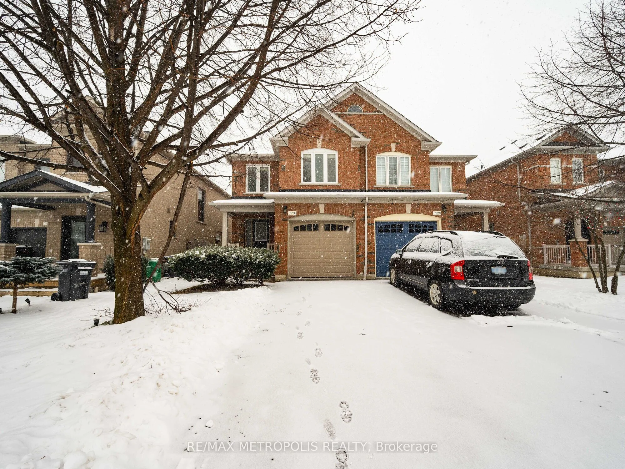 3926 Stardust Drive Main, Mississauga, On L5m 8a6
