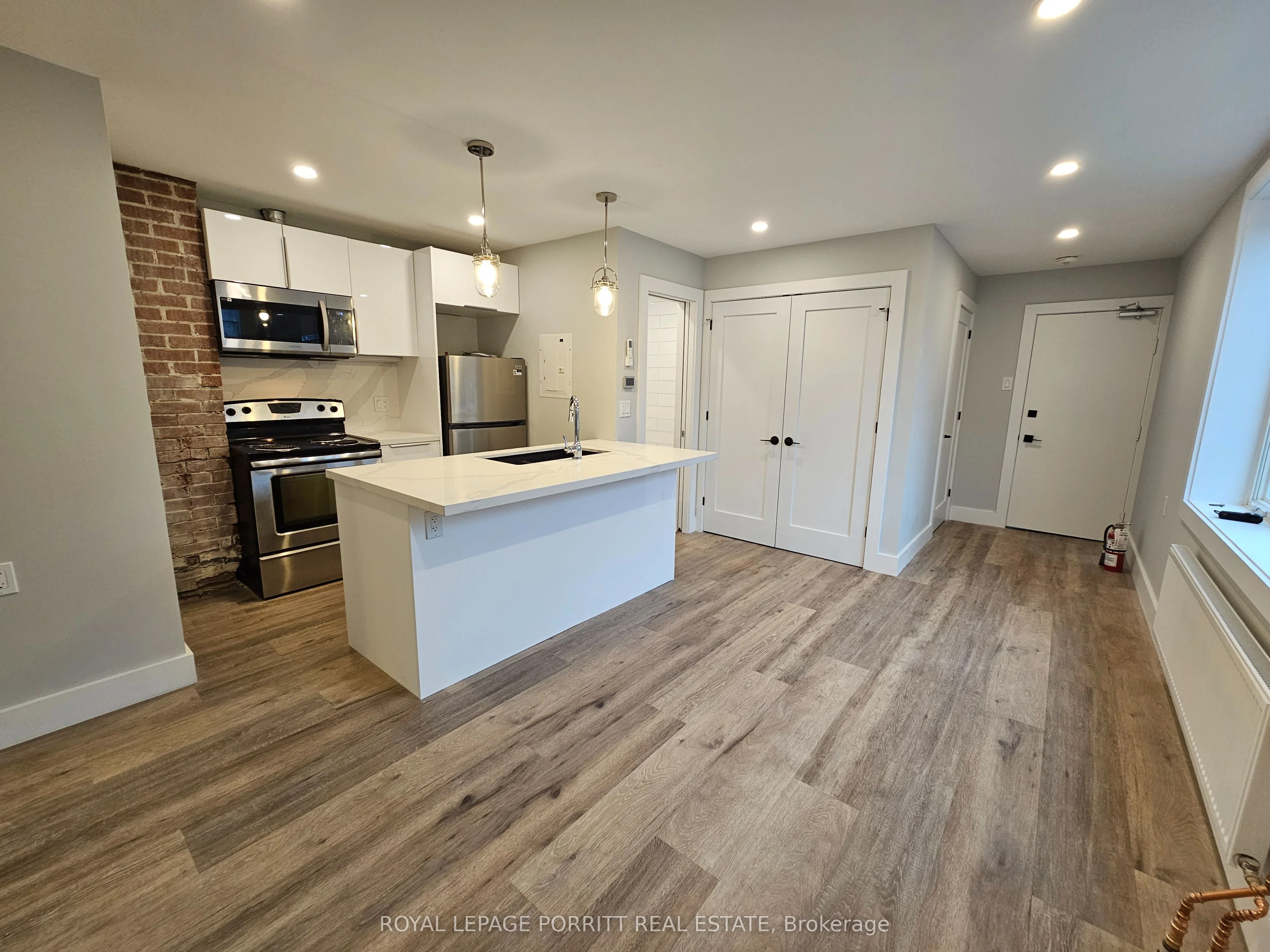 333 Silverthorn Avenue 3, Toronto W03, On M6n 3k5