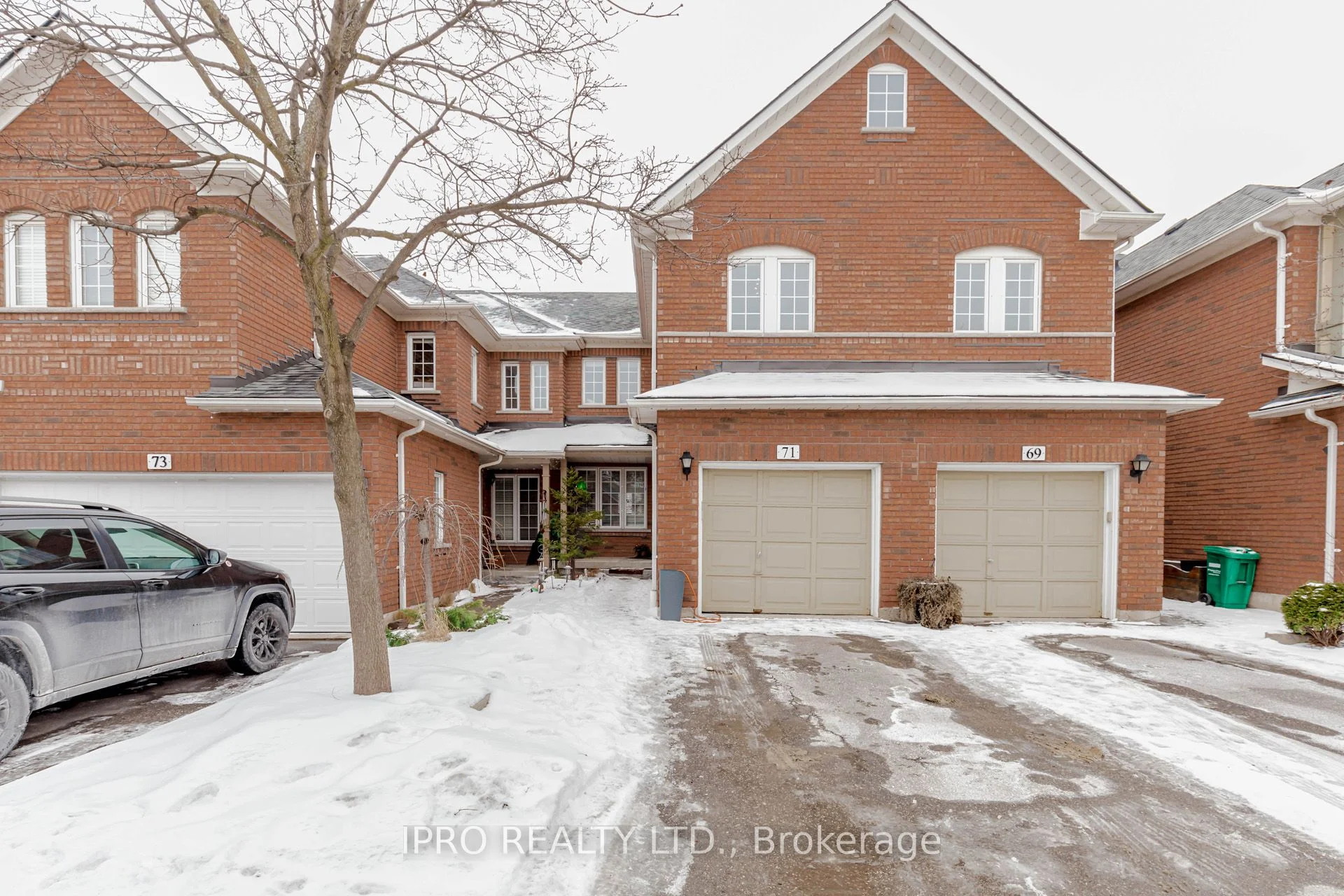 Condo Townhouse in Mississauga