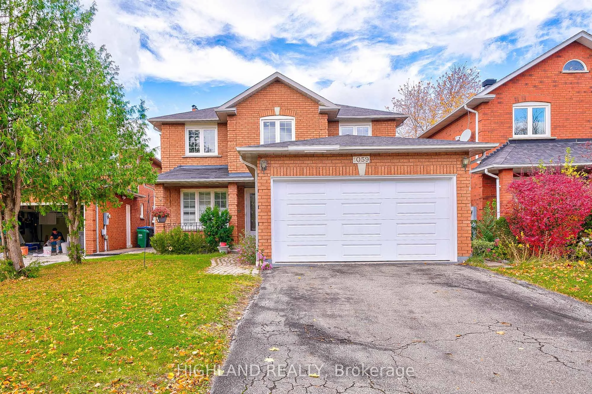 1059 Springwater Crescent, Mississauga, On L5v 1g4