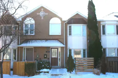 102 Glenashton Drive, Oakville, On L6h 6g3