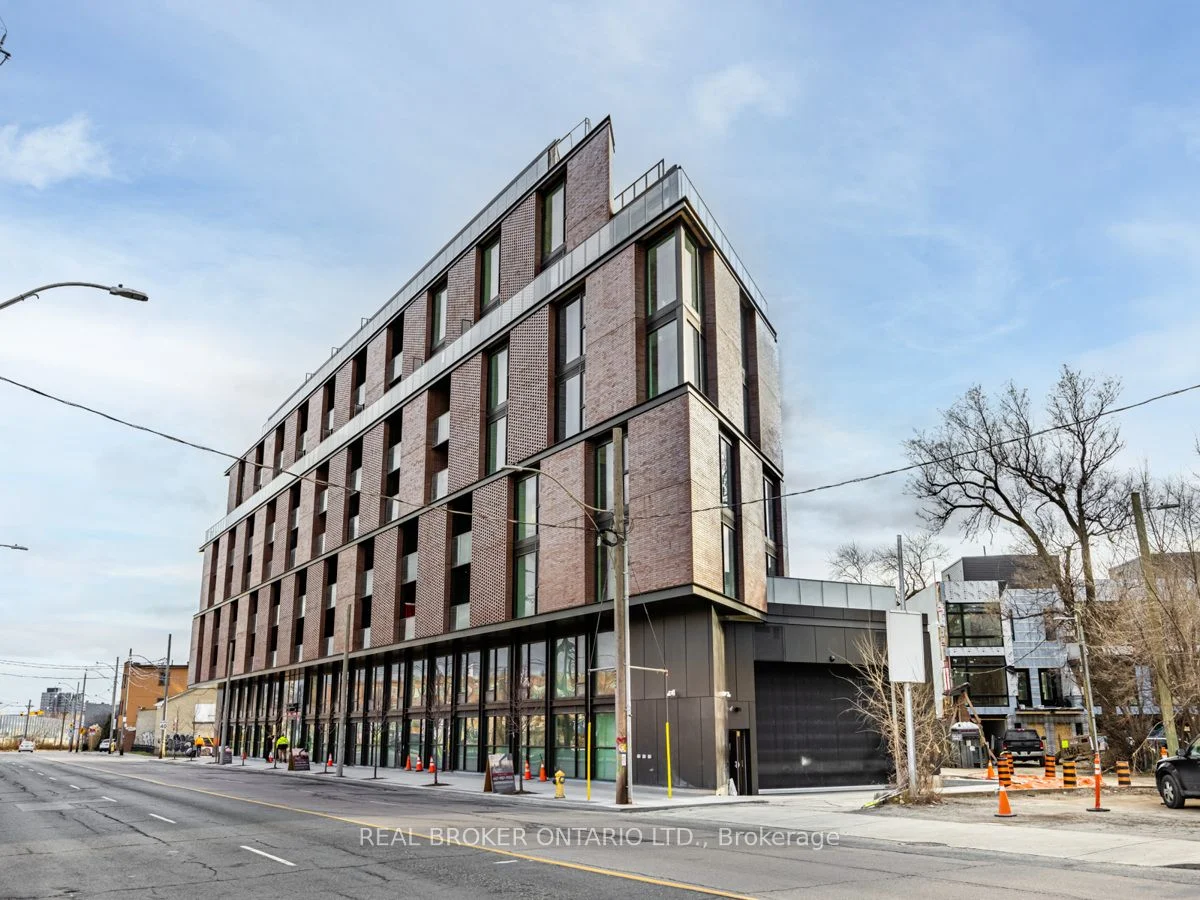 Condo Apartment in Toronto