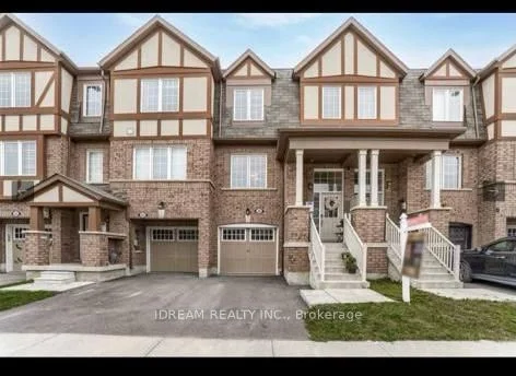 Att/Row/Townhouse in Brampton