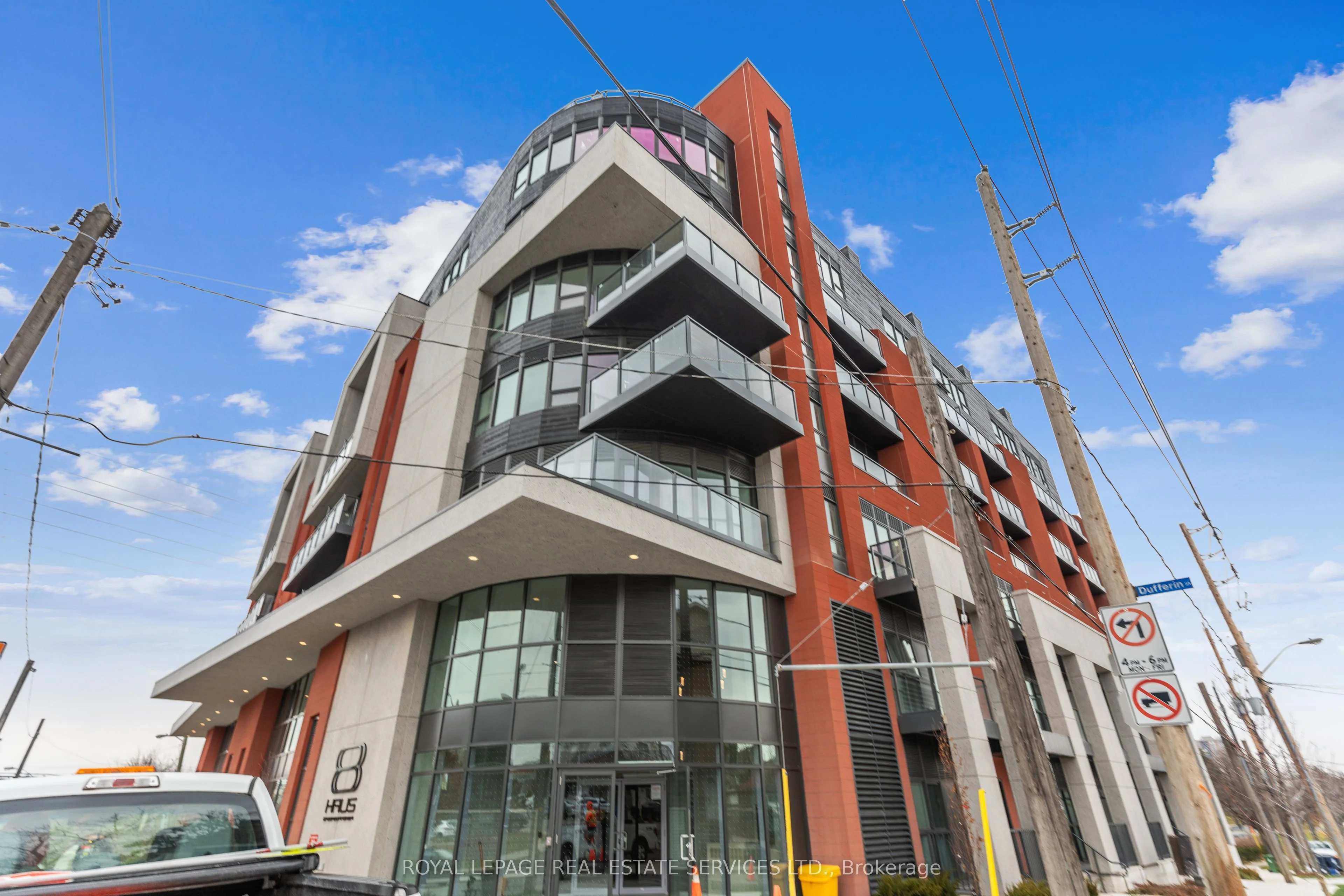 Condo Apartment in Toronto