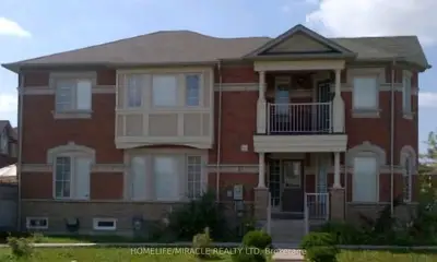Detached in Brampton