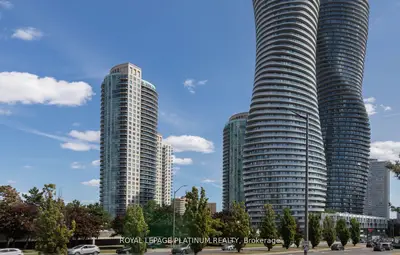 Condo Apartment in Mississauga