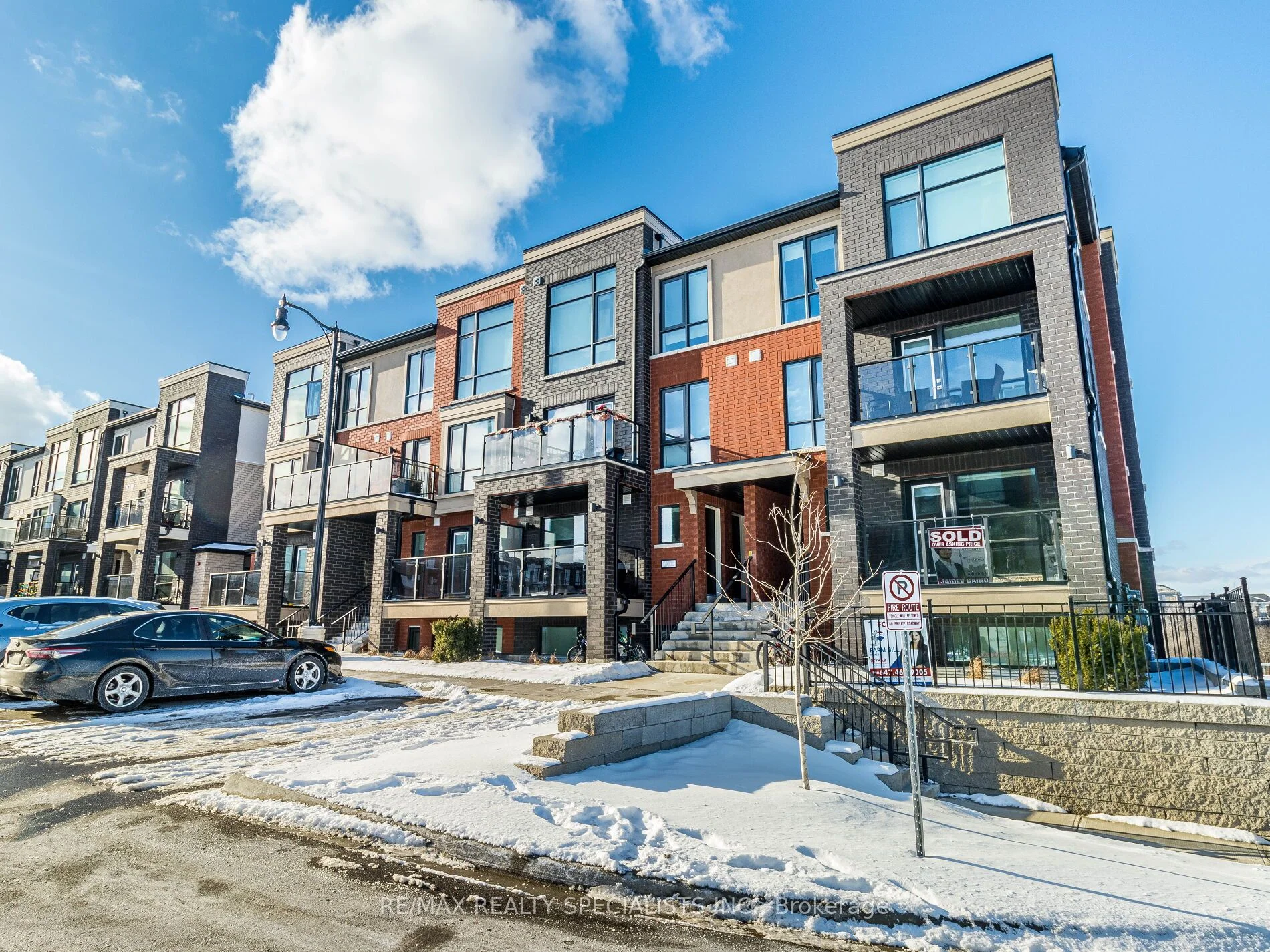 Condo Townhouse in Brampton
