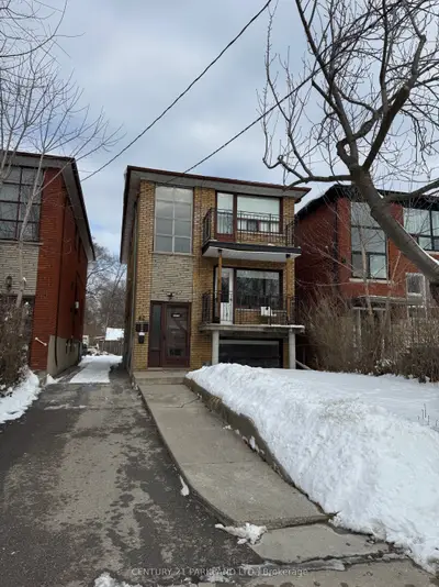 42 Symons Street, Toronto W06, On M8v 1t8