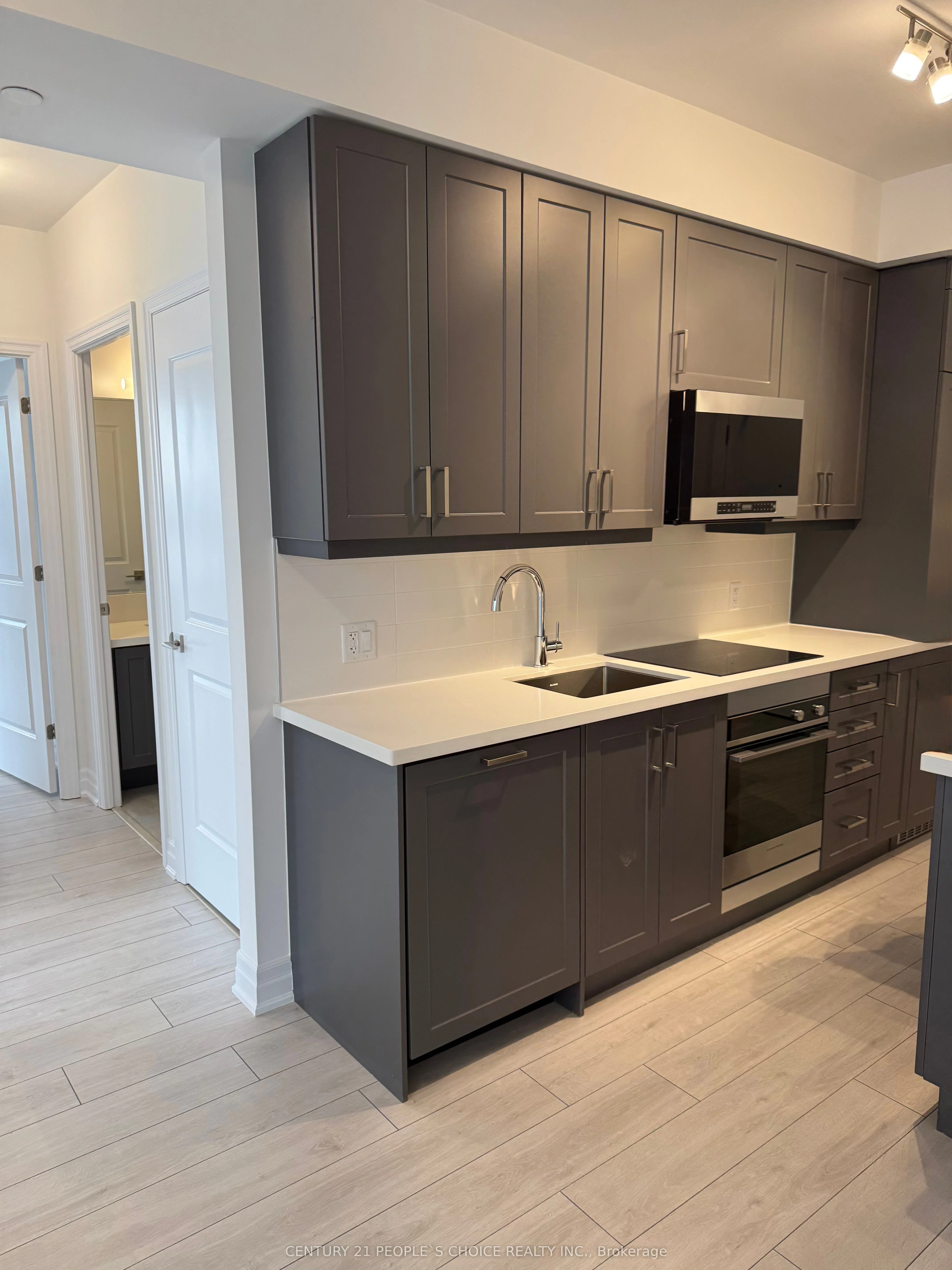 30 Elm Drive W 3210, Mississauga, ON L5B 0N6