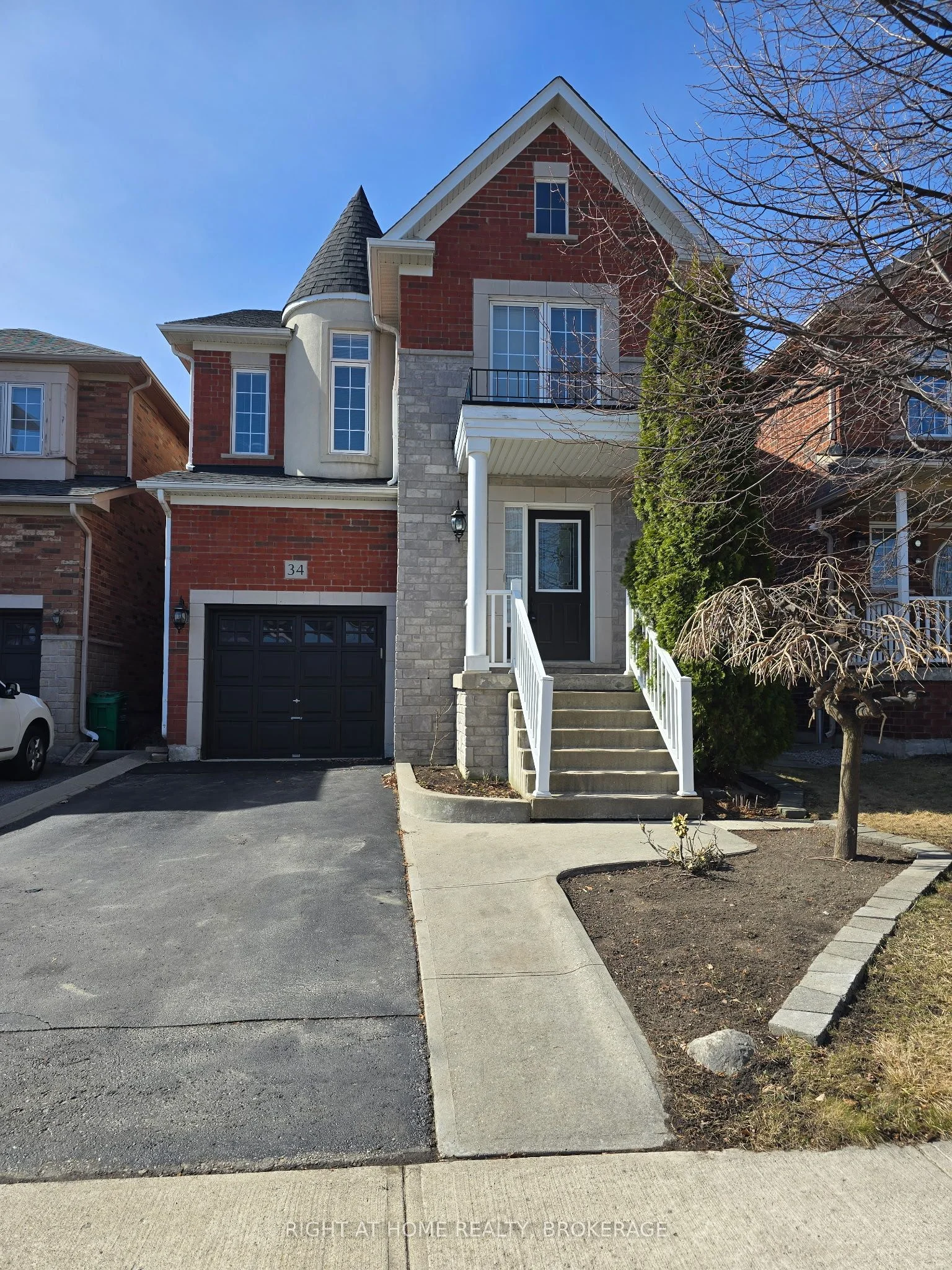Detached in Brampton