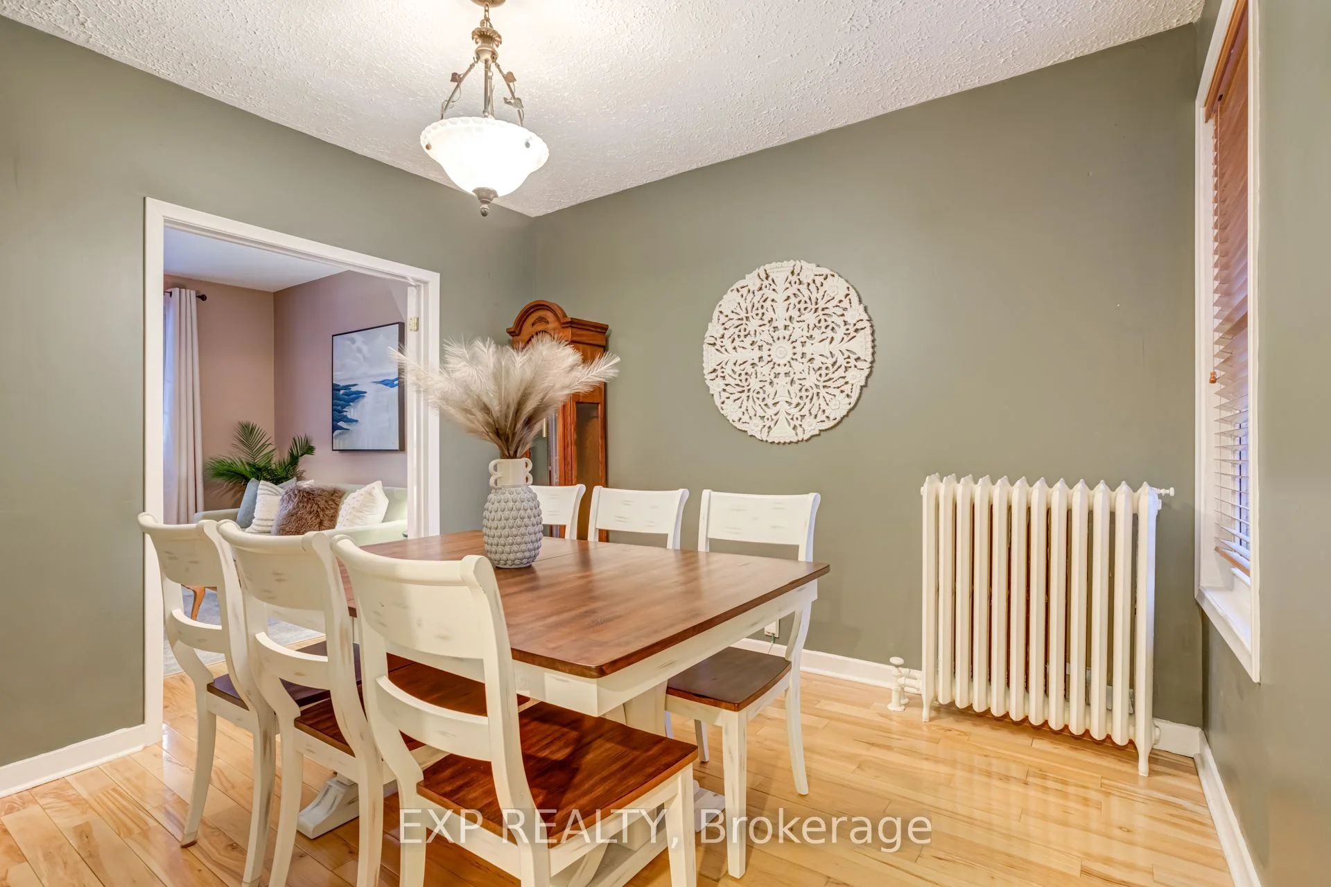 389 Delaware Avenue, Toronto W02, ON M6H 2T7