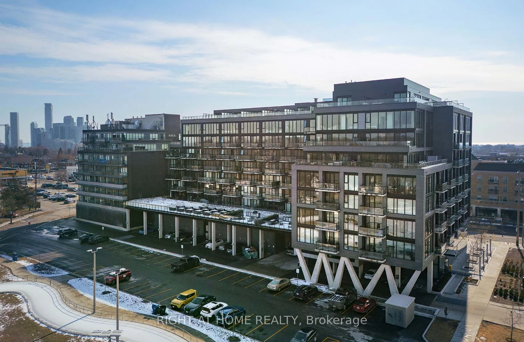 Condo Apartment in Toronto