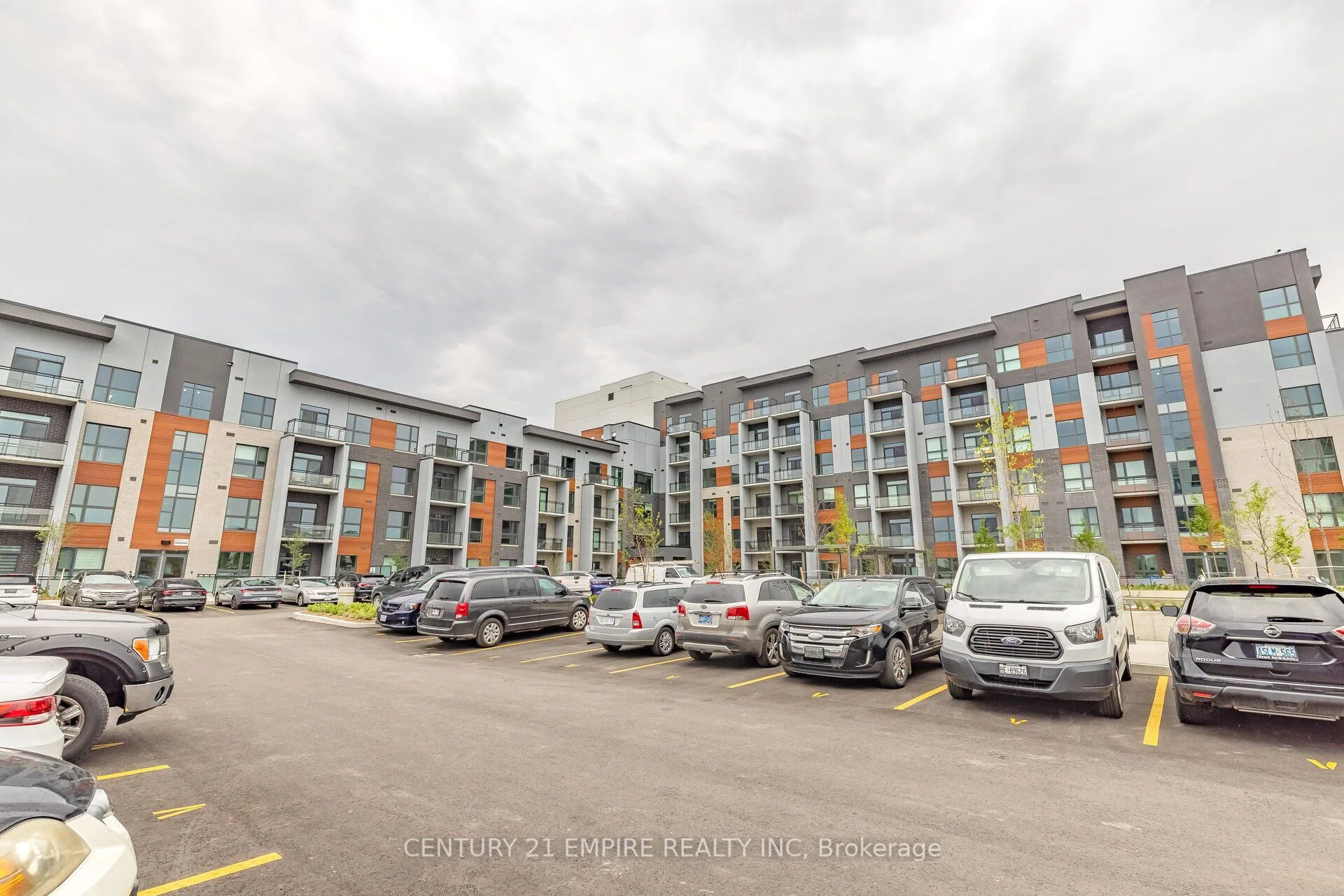 95 Dundas Street W 503, Oakville, On L6m 5n4