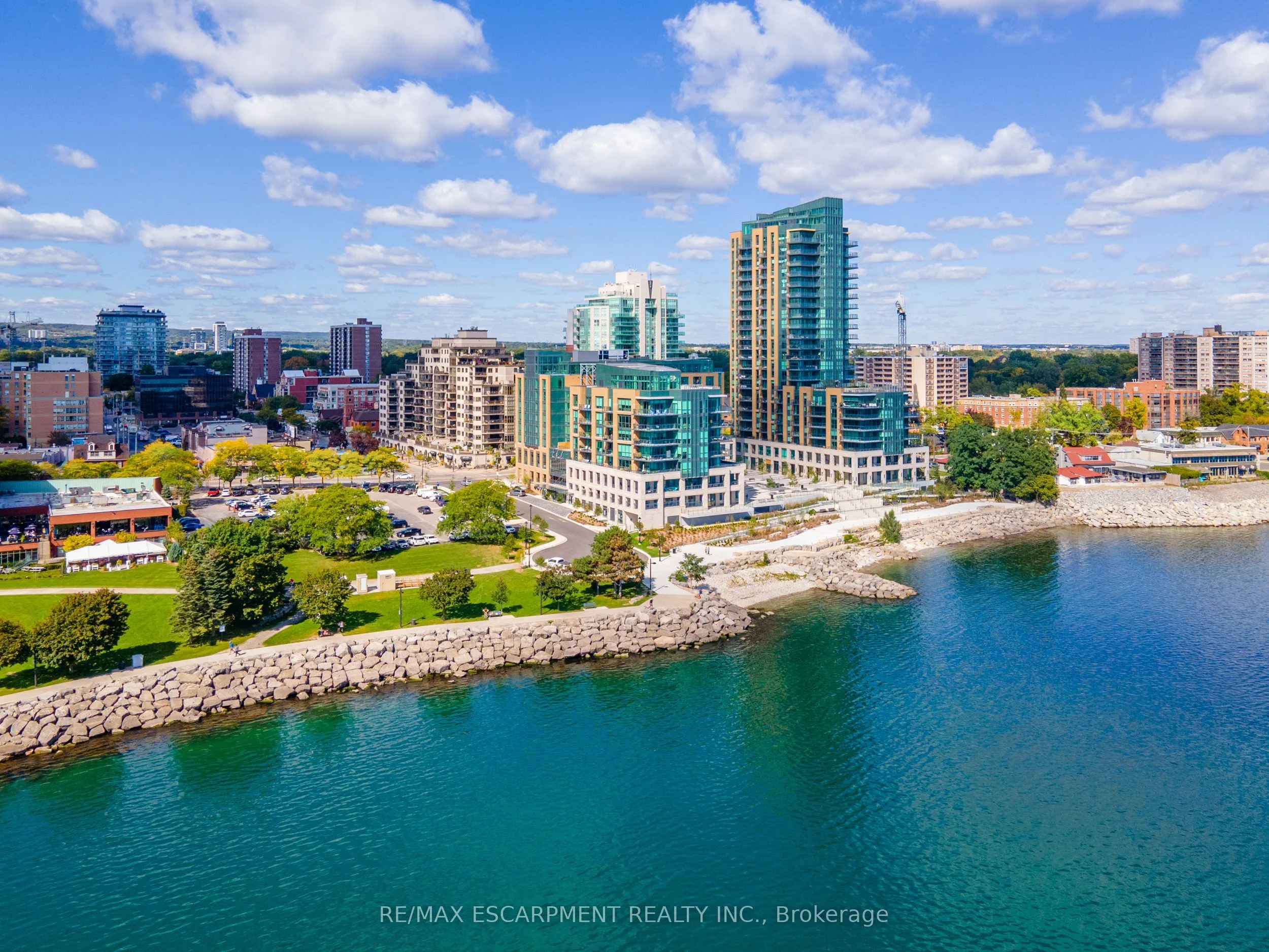 Condo Apartment in Burlington