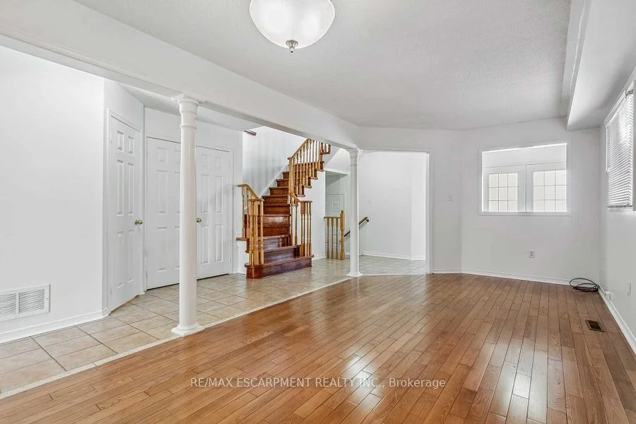 3120 Wheatstone Avenue, Mississauga, ON L5B 4J5