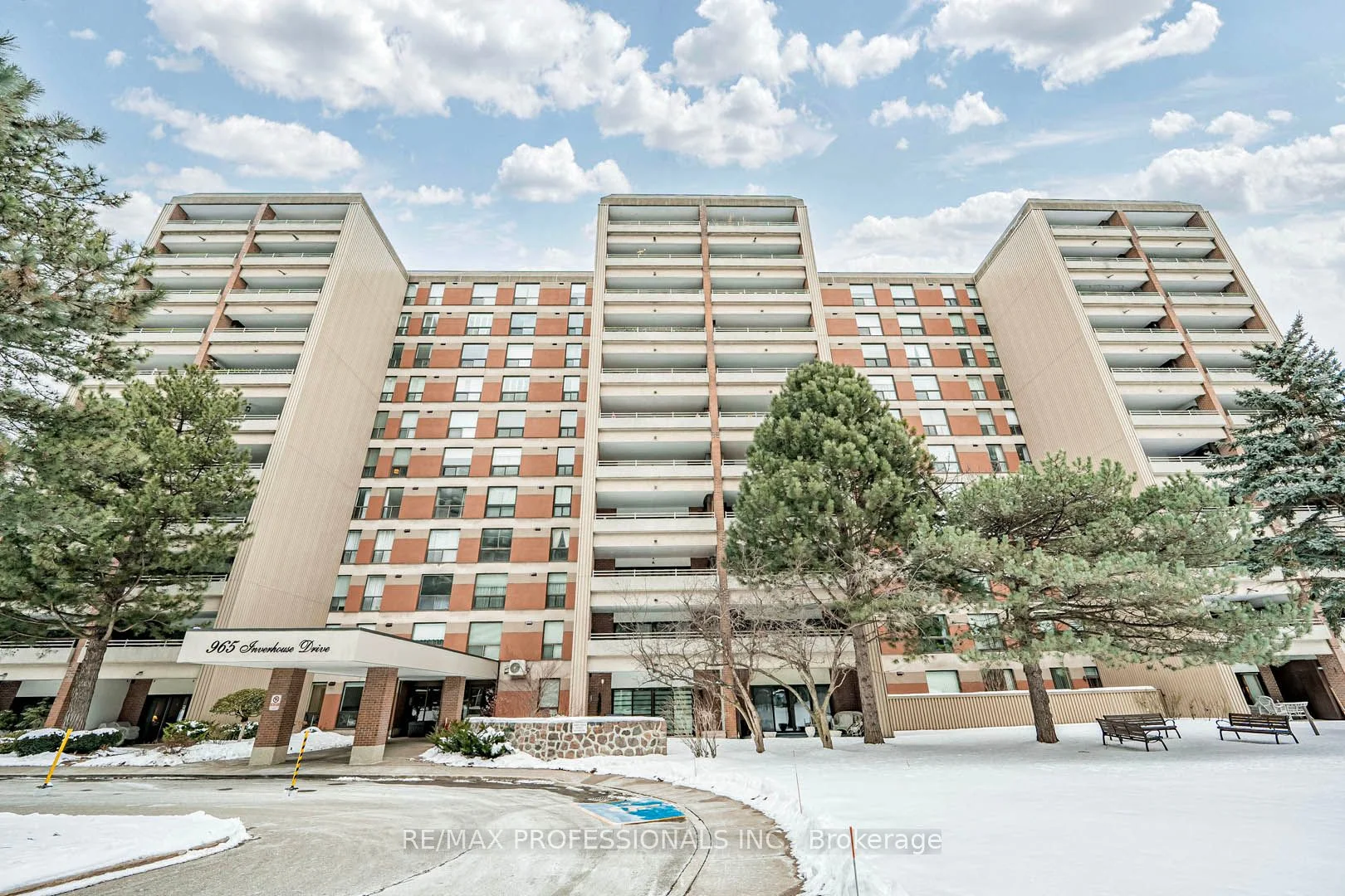 Condo Apartment in Mississauga