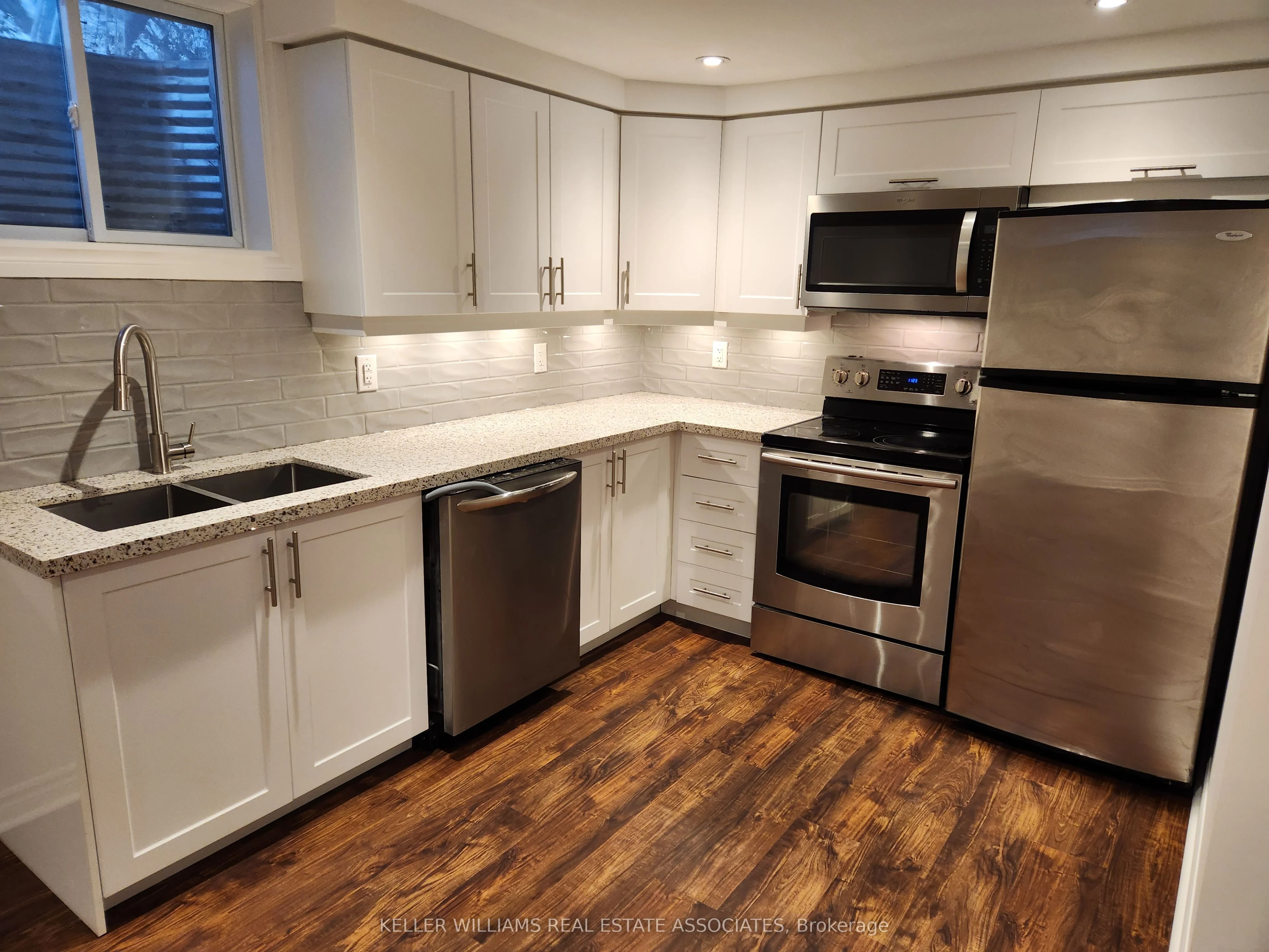 2407 Mainroyal Street Lower Level, Mississauga, On L5l 1e1