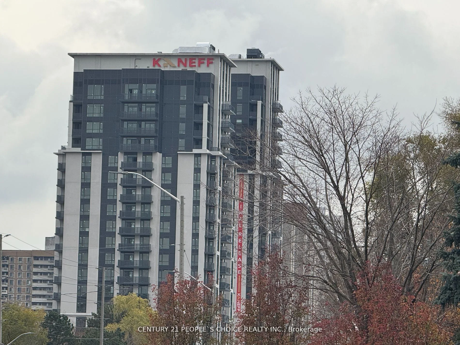 204 Burnhamthorpe Road E 1709(w), Mississauga, On L5a 0b3