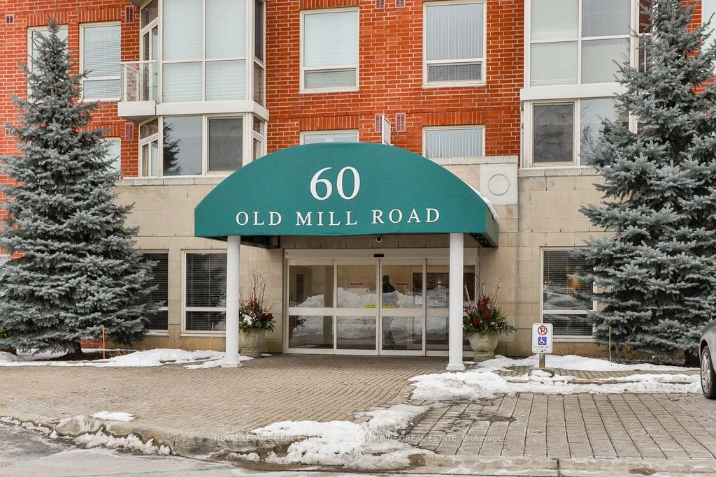 Condo Apartment in Oakville