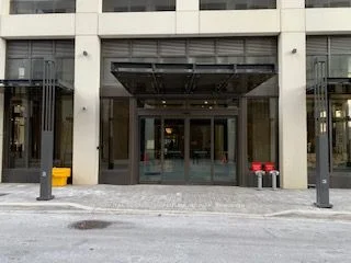 30 Elm Drive W 2504, Mississauga, On L5b 0n6