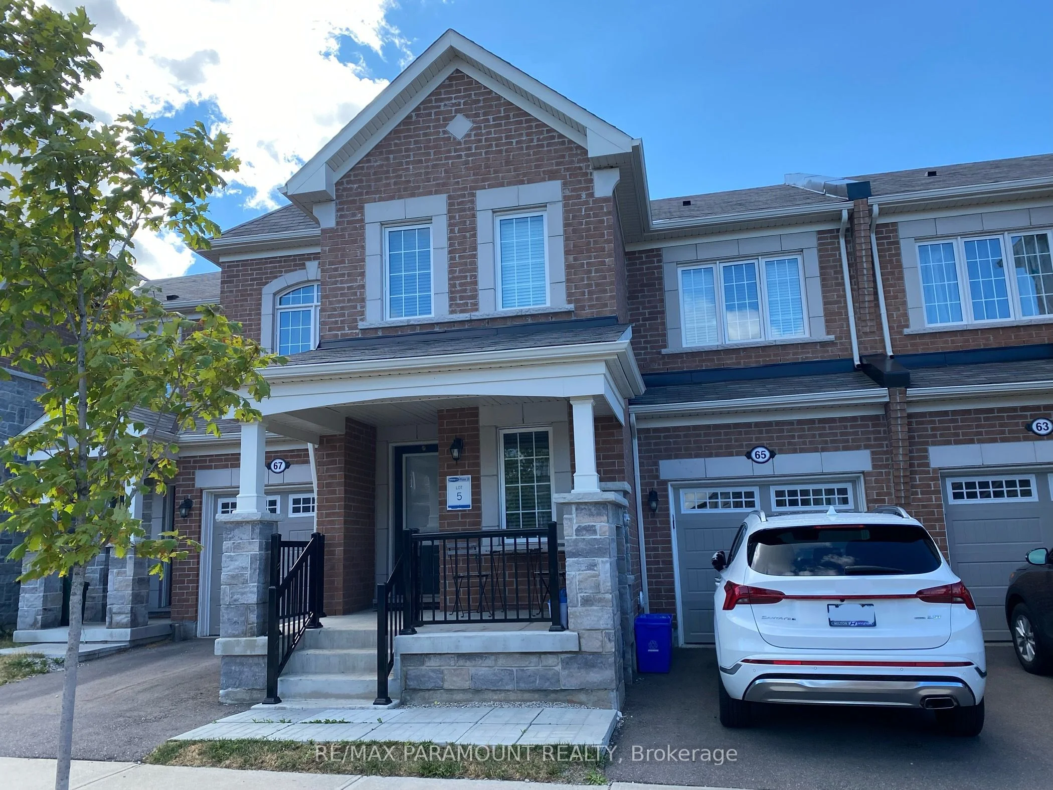 65 Reichert Court, Milton, On L9t 8r7