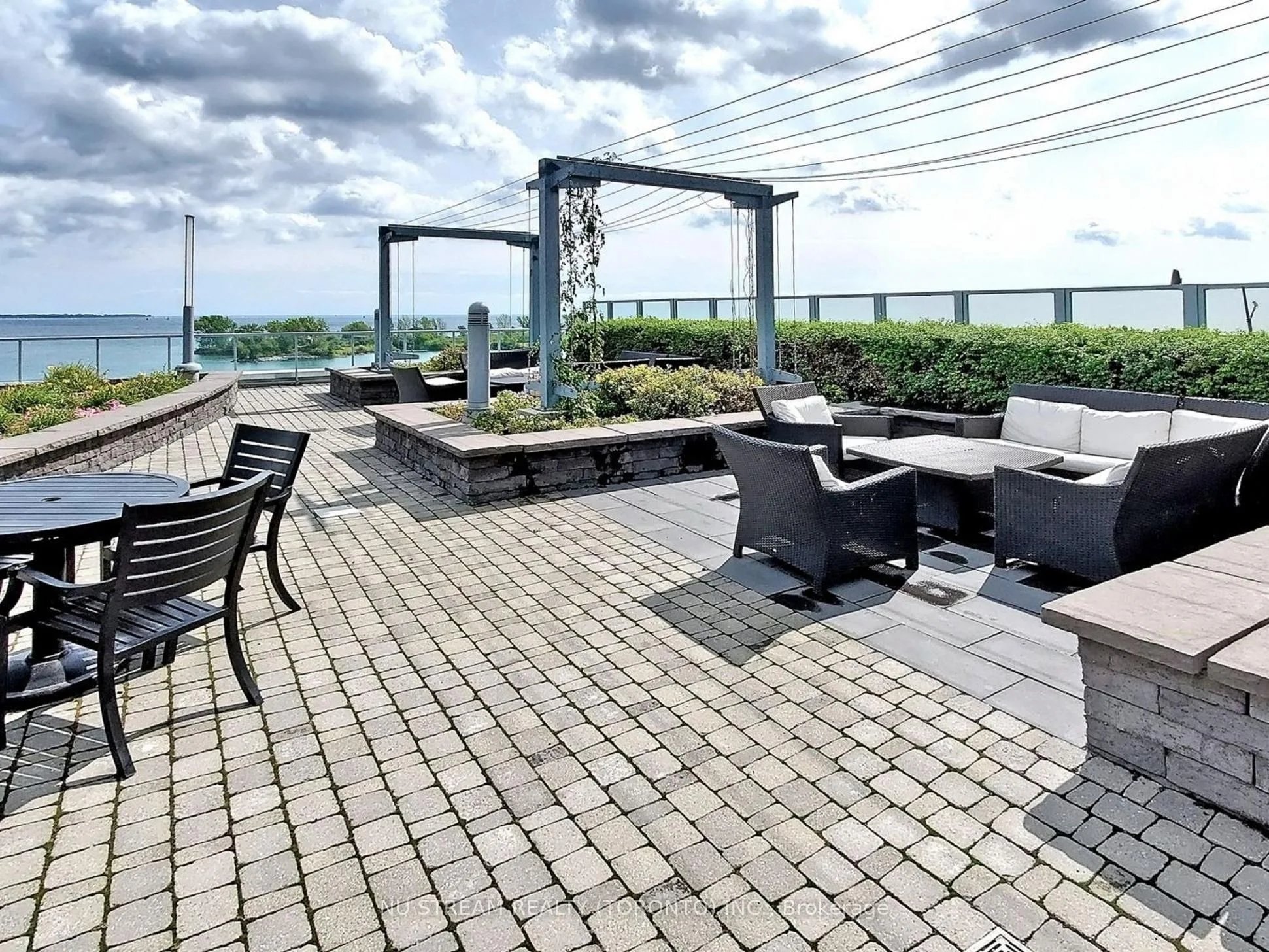 80 Marine Parade Drive 2706, Toronto W06, ON M8V 4B4
