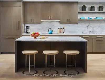 Condo Apartment in Mississauga