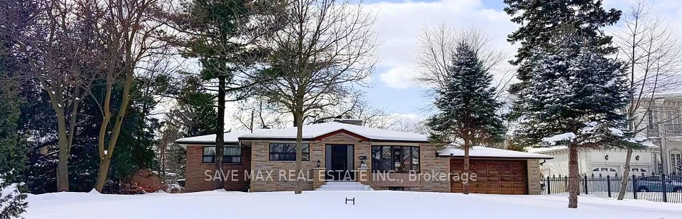 2030 Shawanaga Trail, Mississauga, ON L5H 3G5