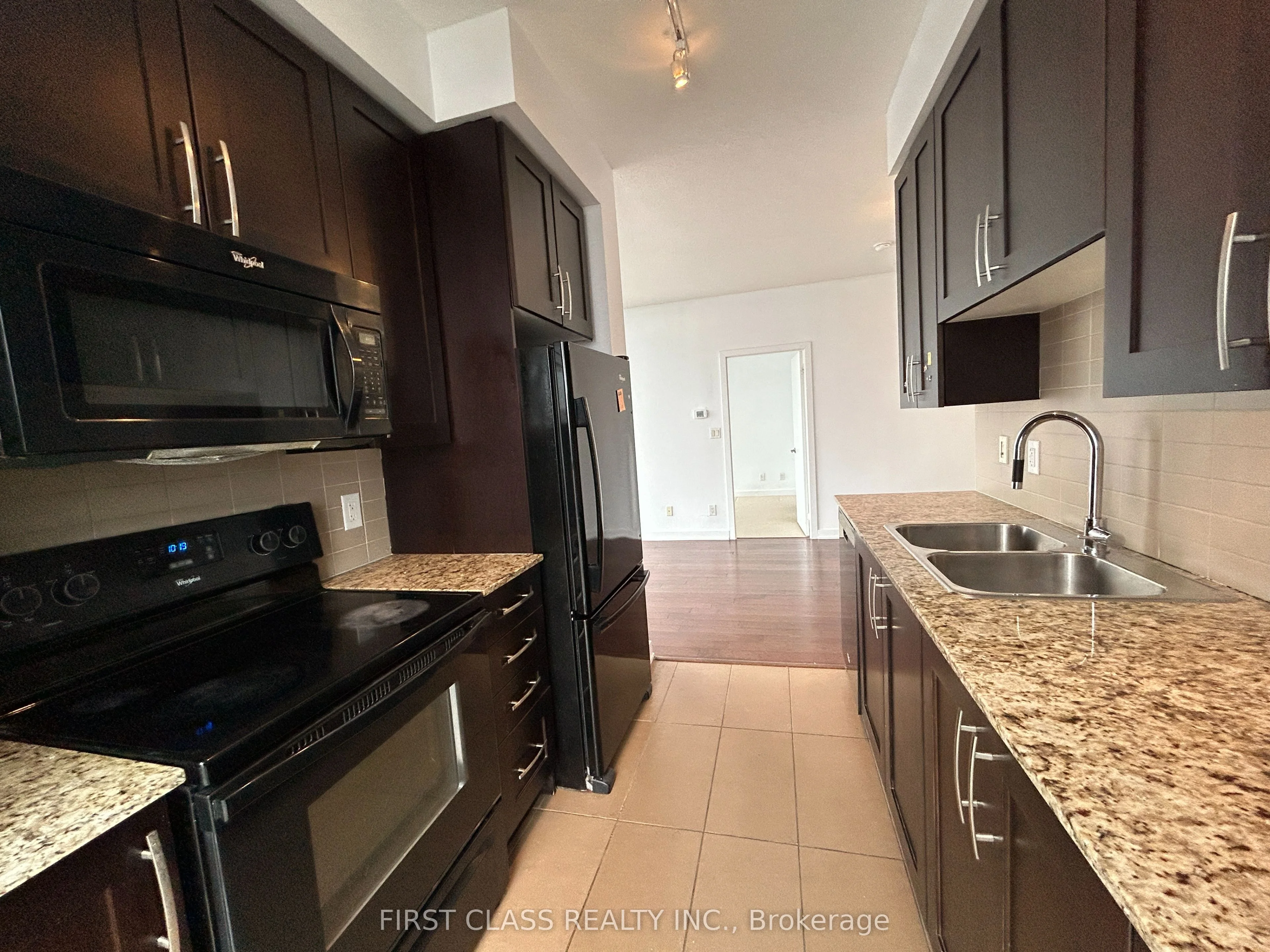 4070 Confederation Parkway 4407, Mississauga, ON L5B 0G9