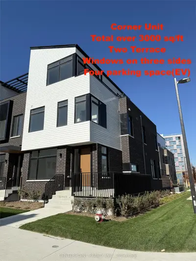 25 Lou Parsons Way 27, Mississauga, On L5h 0b2
