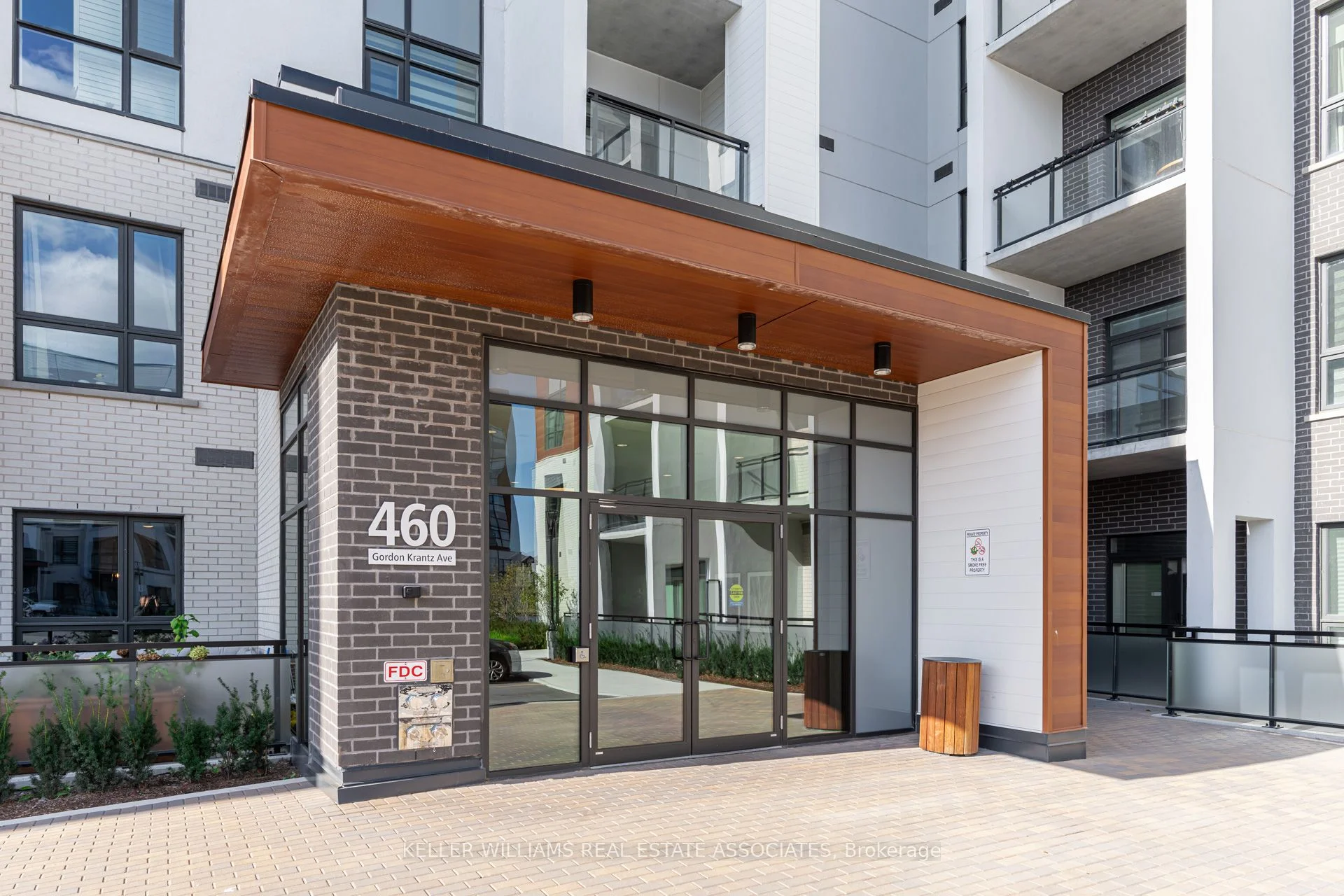 460 Gordon Krantz Avenue 609, Milton, On L9t 2x5