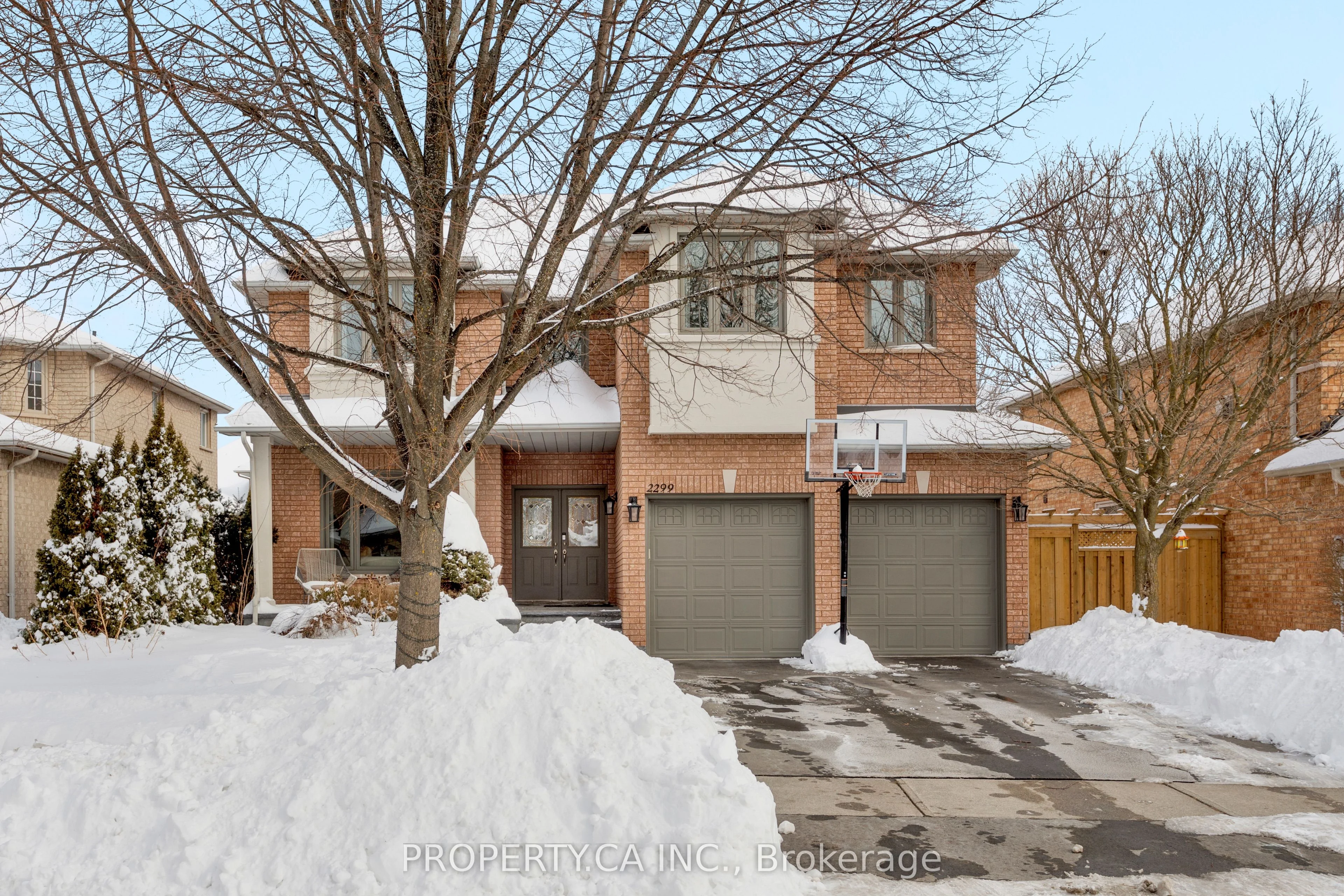 Detached in Oakville