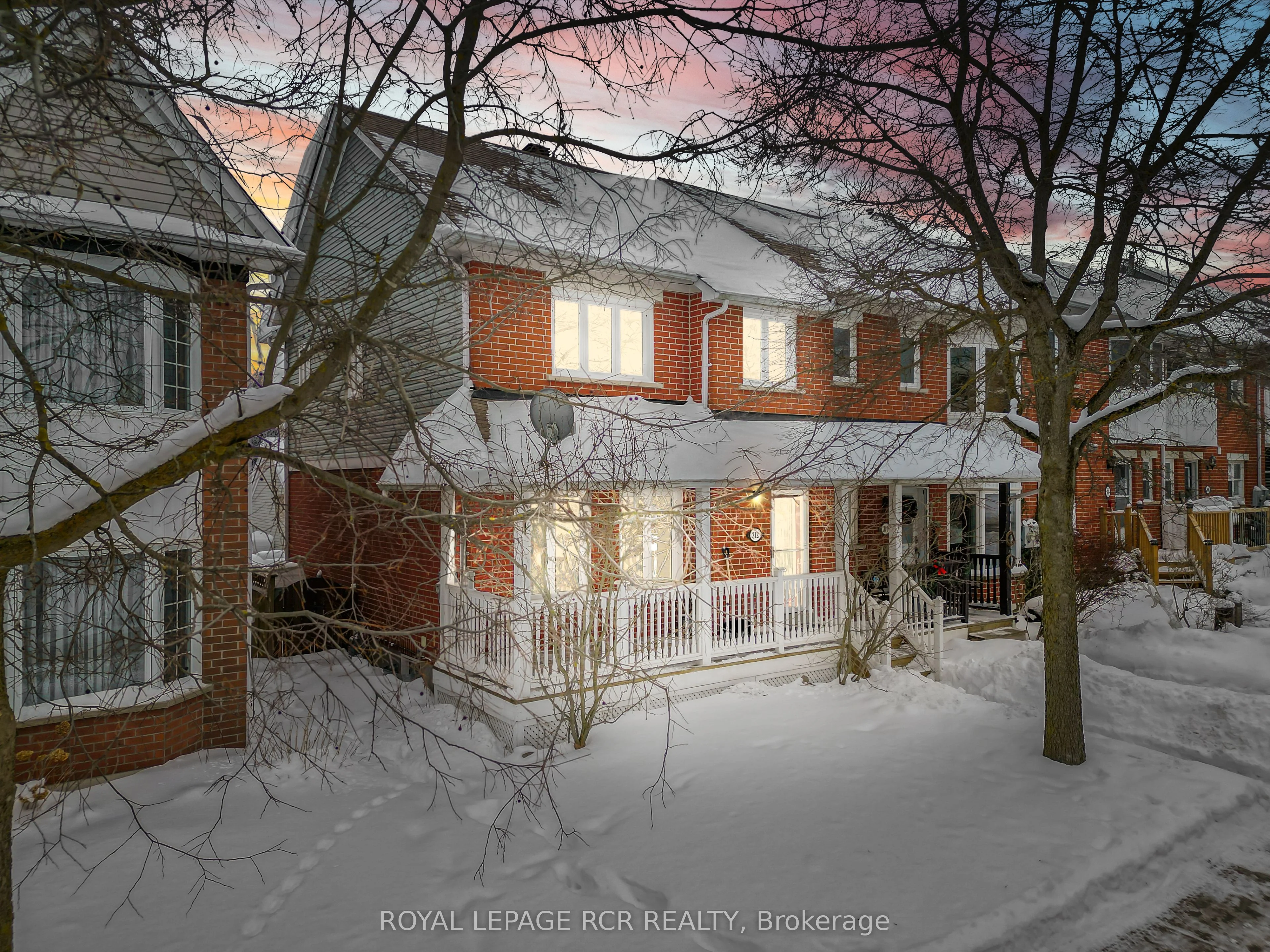 Att/Row/Townhouse in Orangeville