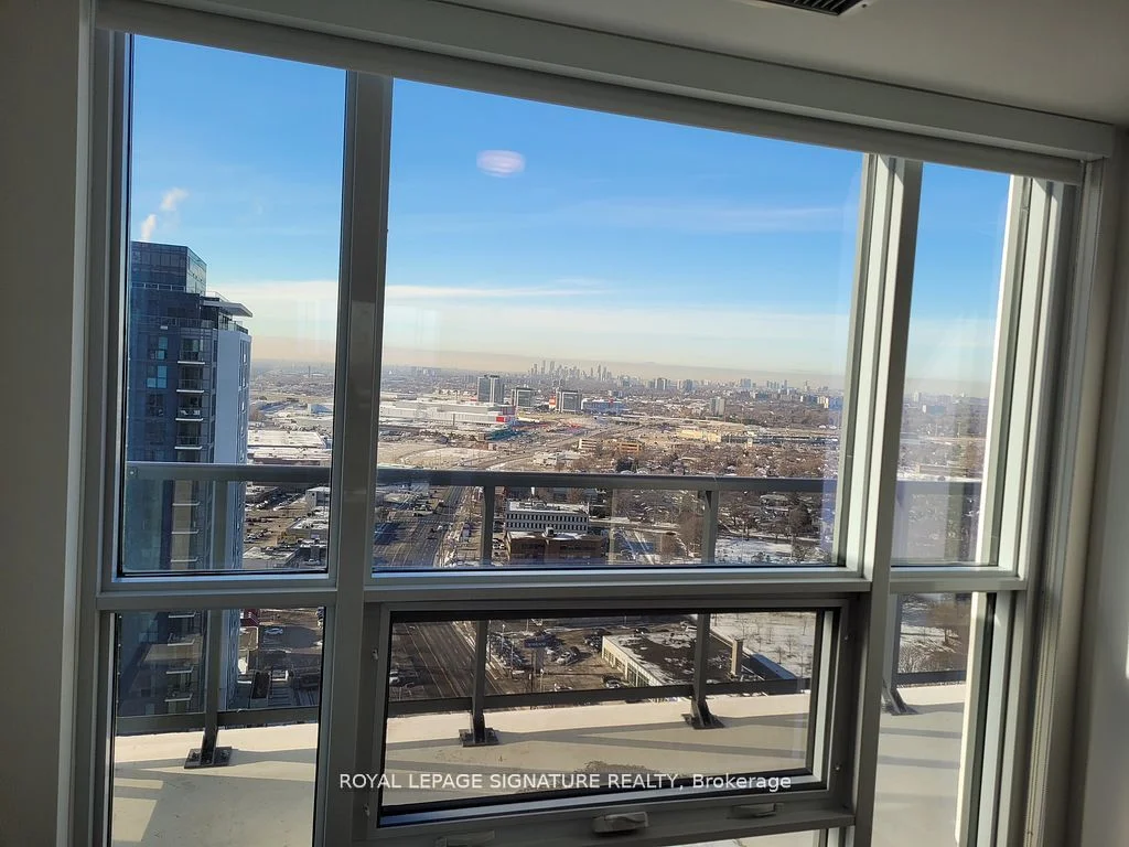 30 Samuel Wood Way 2401, Toronto W08, ON M9B 1B1
