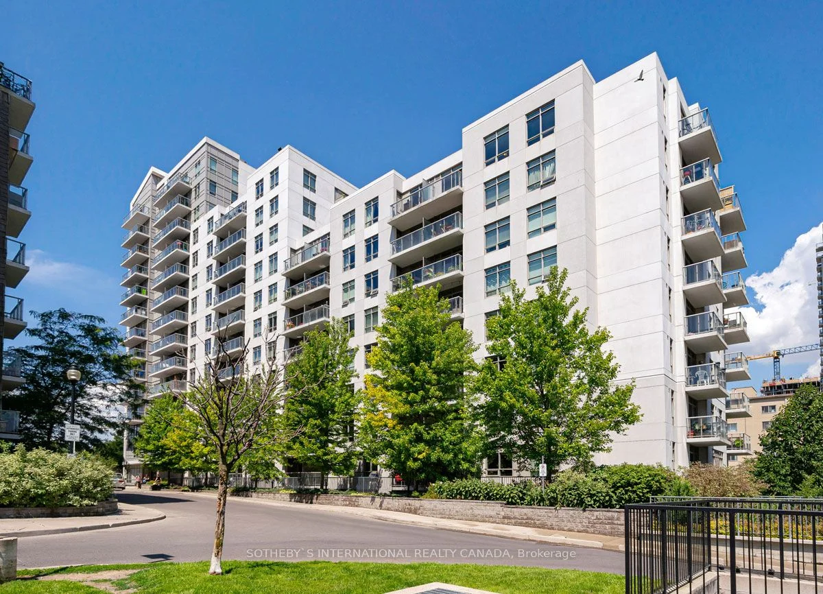Condo Apartment in Toronto