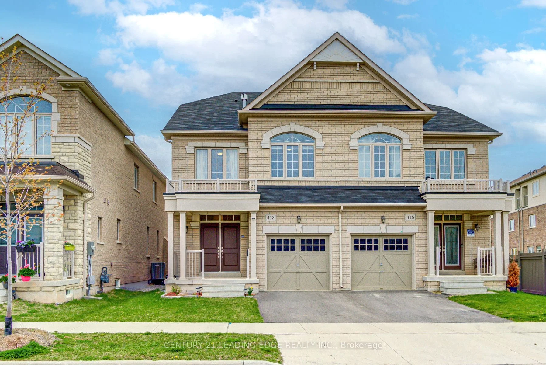 Semi-Detached in Oakville