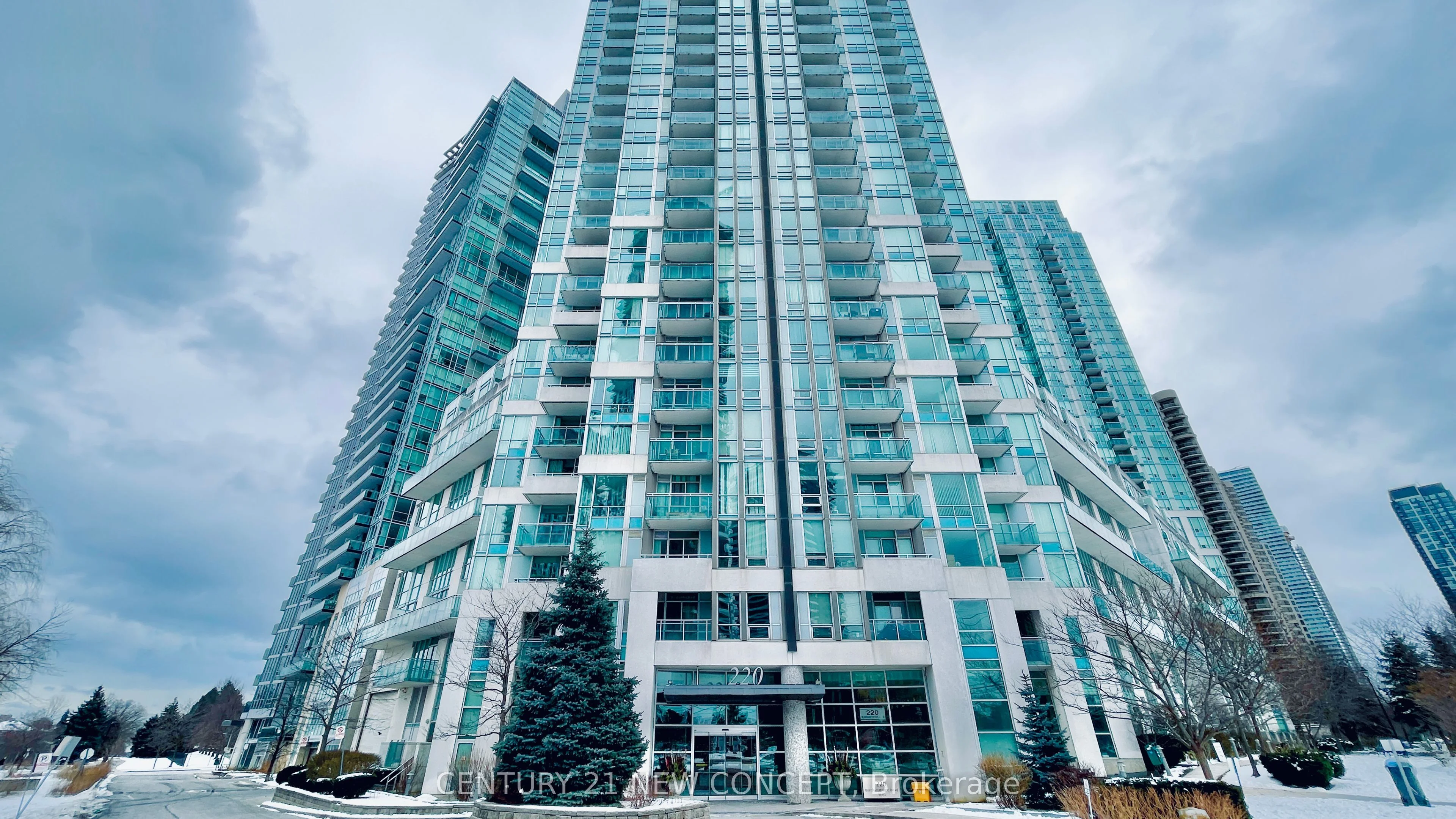 220 Burnhamthorpe Road W 601, Mississauga, On L5b 4n4