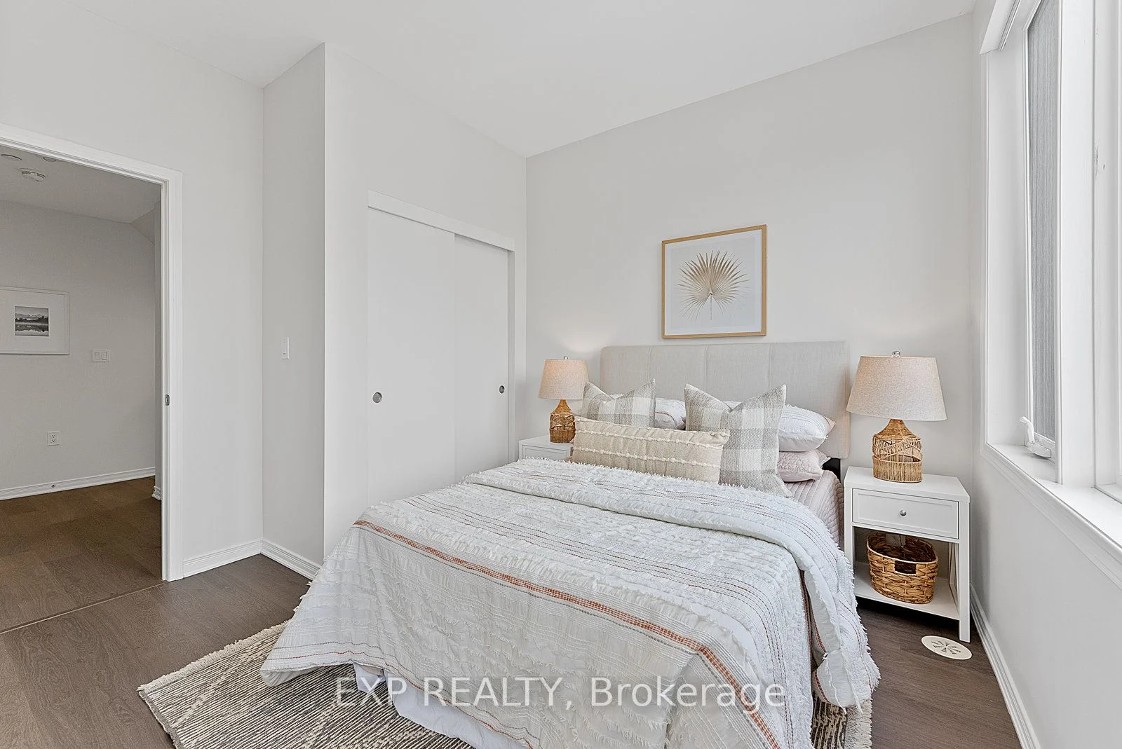 1100 Briar Hill Avenue 308, Toronto W04, ON M6B 1M7