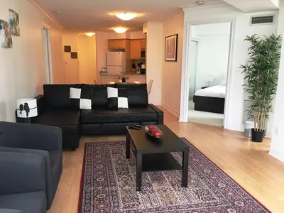 310 Burnhamthorpe Road W 902, Mississauga, On L5b 4p9