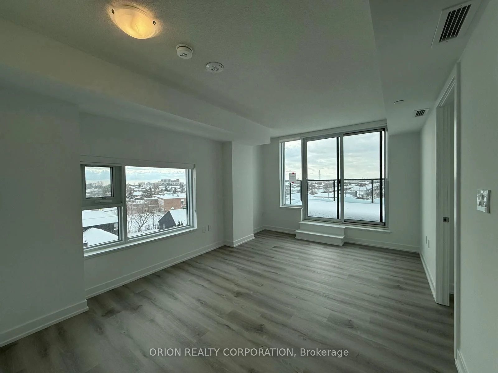 556 Marlee Avenue 506, Toronto W04, ON M6B 0B1